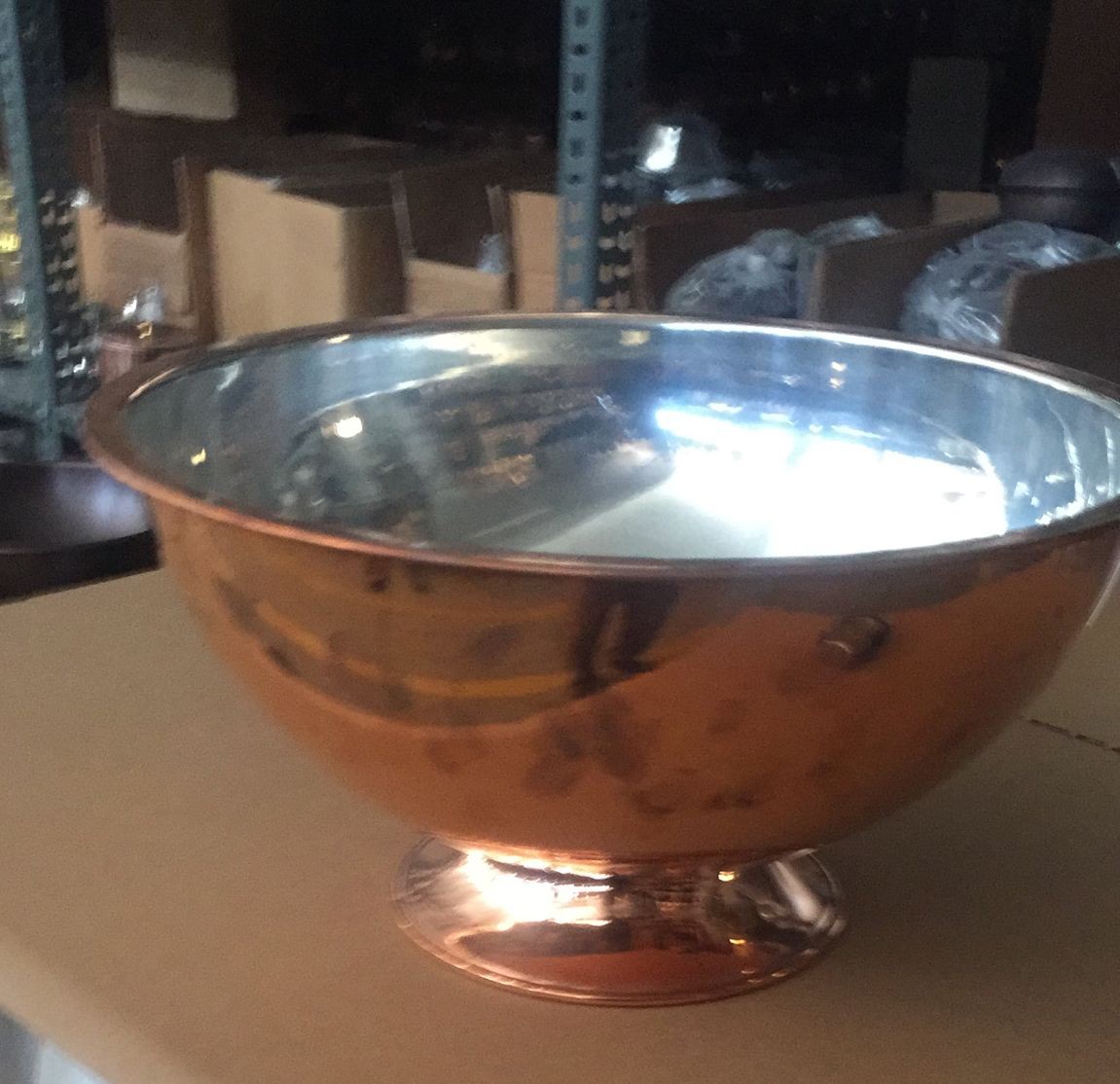 https://www.enjoyistanbul.com/UserFiles/Fotograflar/org/308859-turkish-copper-bowl-with-a-base-bowl-bowl.jpg