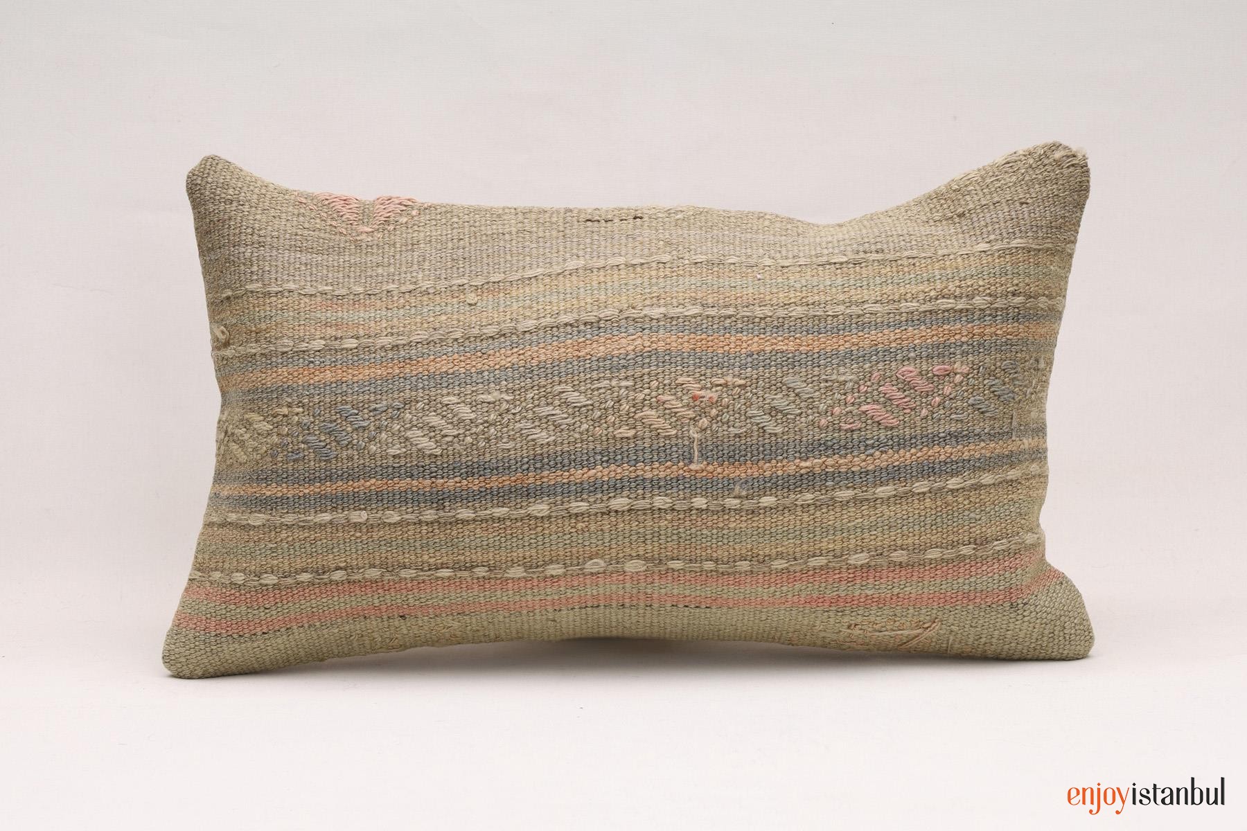 https://www.enjoyistanbul.com/UserFiles/Fotograflar/org/457222-12x20-inches-30x50-cm-kilim-pillow-122-16-a75.jpg