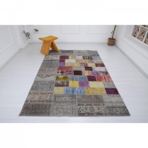 Vintage Patchwork  Rug - 5.5'X8.4'/1.7X2.6 Mt.