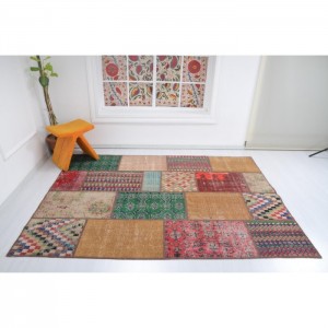 Vintage Patchwork  Rug - 5.6'X7.8'/1.7X2.4 Mt.