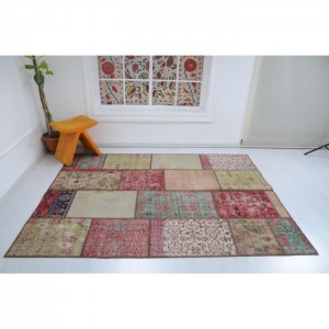 Vintage Patchwork  Rug - 5.6'X7.8'/1.7X2.4 Mt.