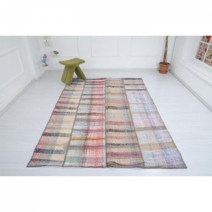 Vintage Patchwork  Rug - 5.6'X8.4'/1.7X2.6 Mt.