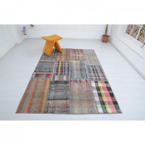 Vintage Patchwork  Rug - 5.3'X8'/1.6X2.4 Mt.