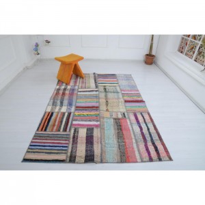 Vintage Patchwork  Rug - 5.3'X7.9'/1.6X2.4 Mt.