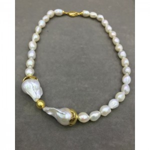 Baroque Pearl Necklace