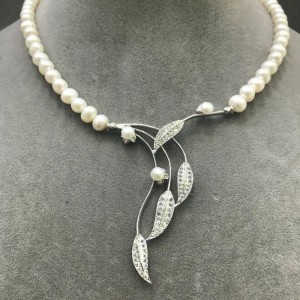 Pearl Necklace