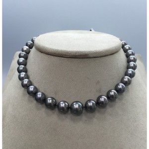 Black Pearl Necklace